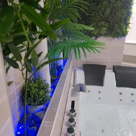 Espectacular Apartamento Con Spa Privado Miami Playa Exterior photo