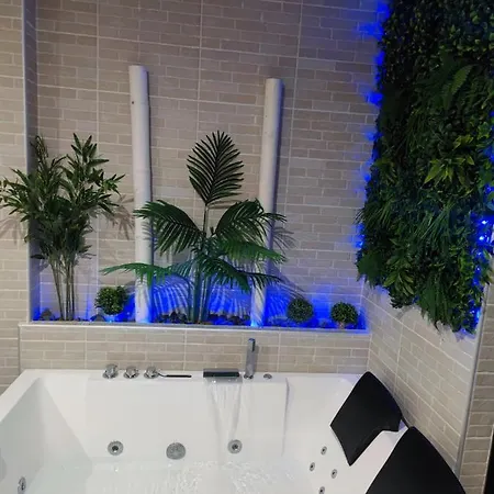 Espectacular Apartamento Con Spa Privado Miami Playa Exterior photo